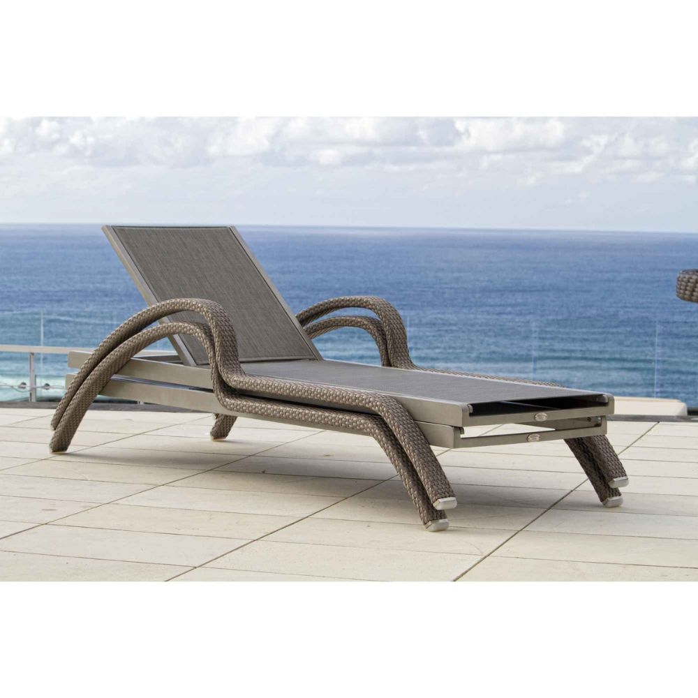 North Set of 2 Chaise Loungers
